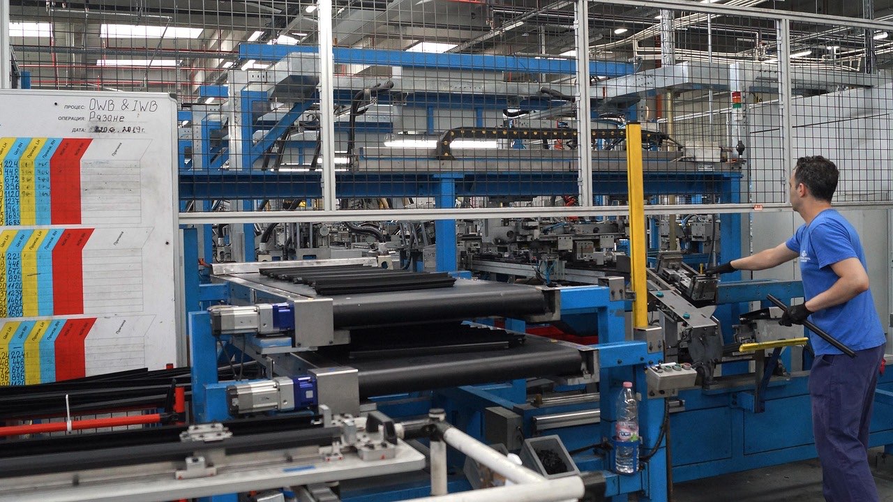 Hudace AI for industrial manufacturing